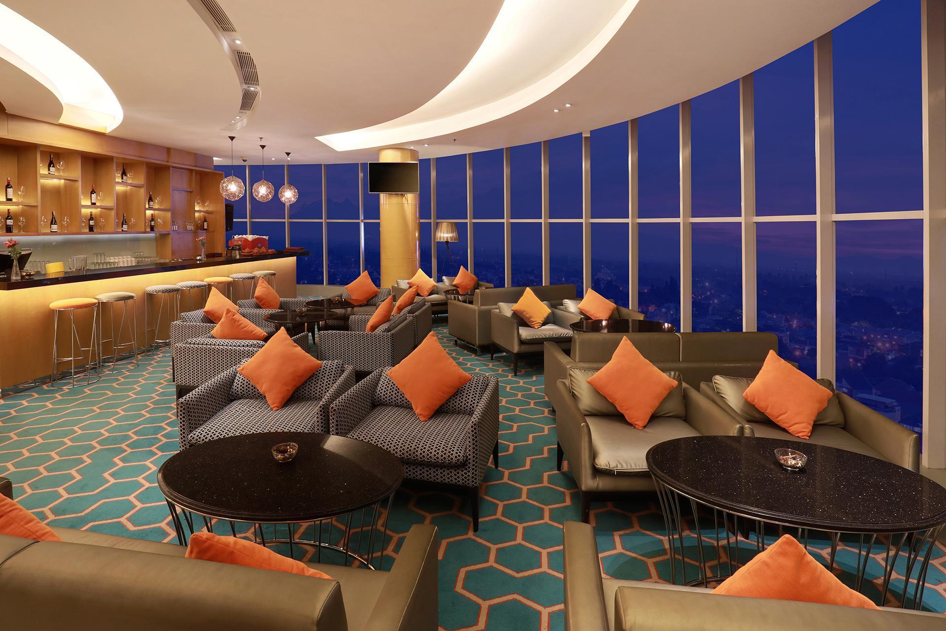 Hotel Ciputra Cibubur Managed By Swiss-Belhotel International Esterno foto