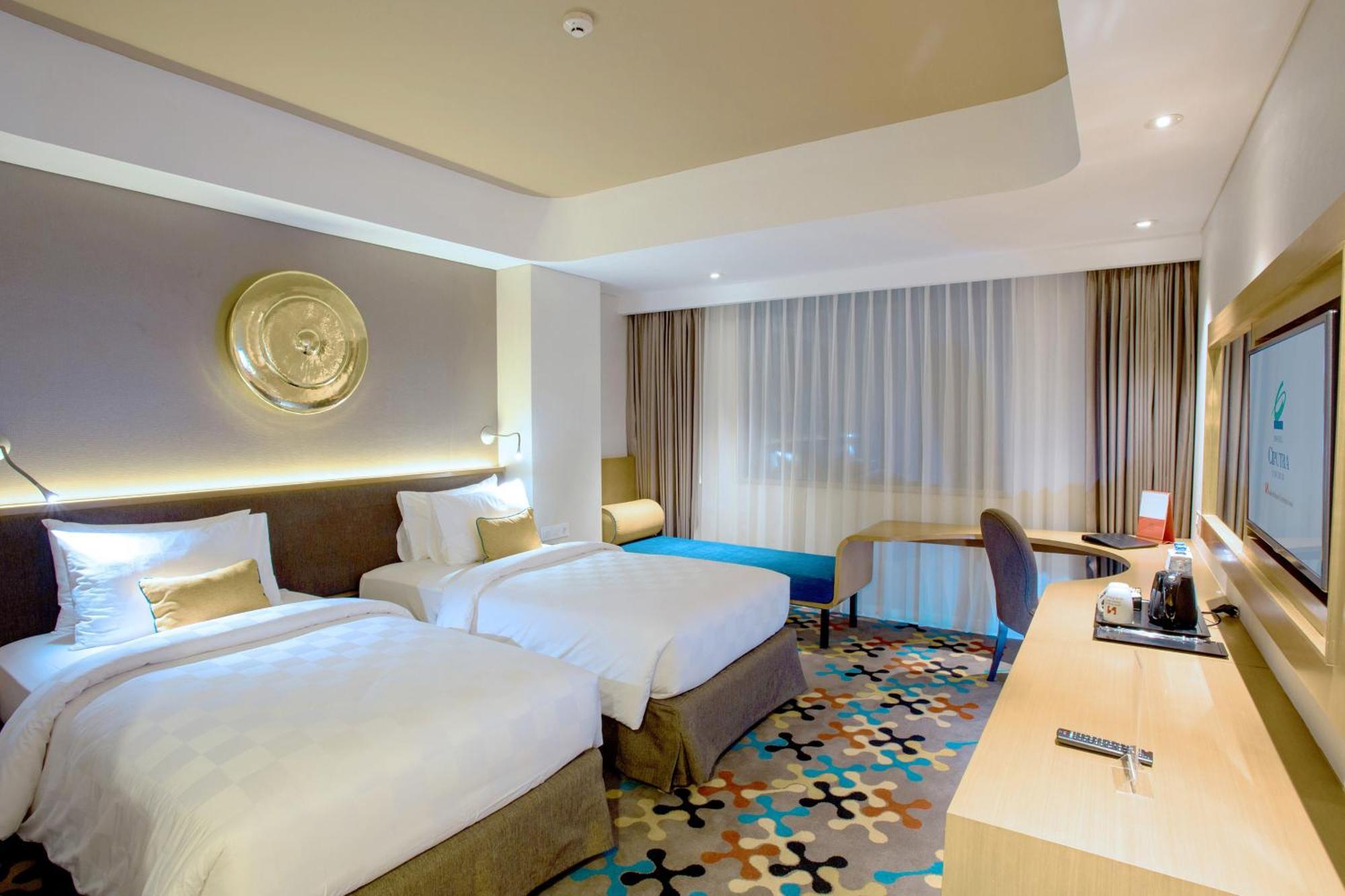 Hotel Ciputra Cibubur Managed By Swiss-Belhotel International Esterno foto