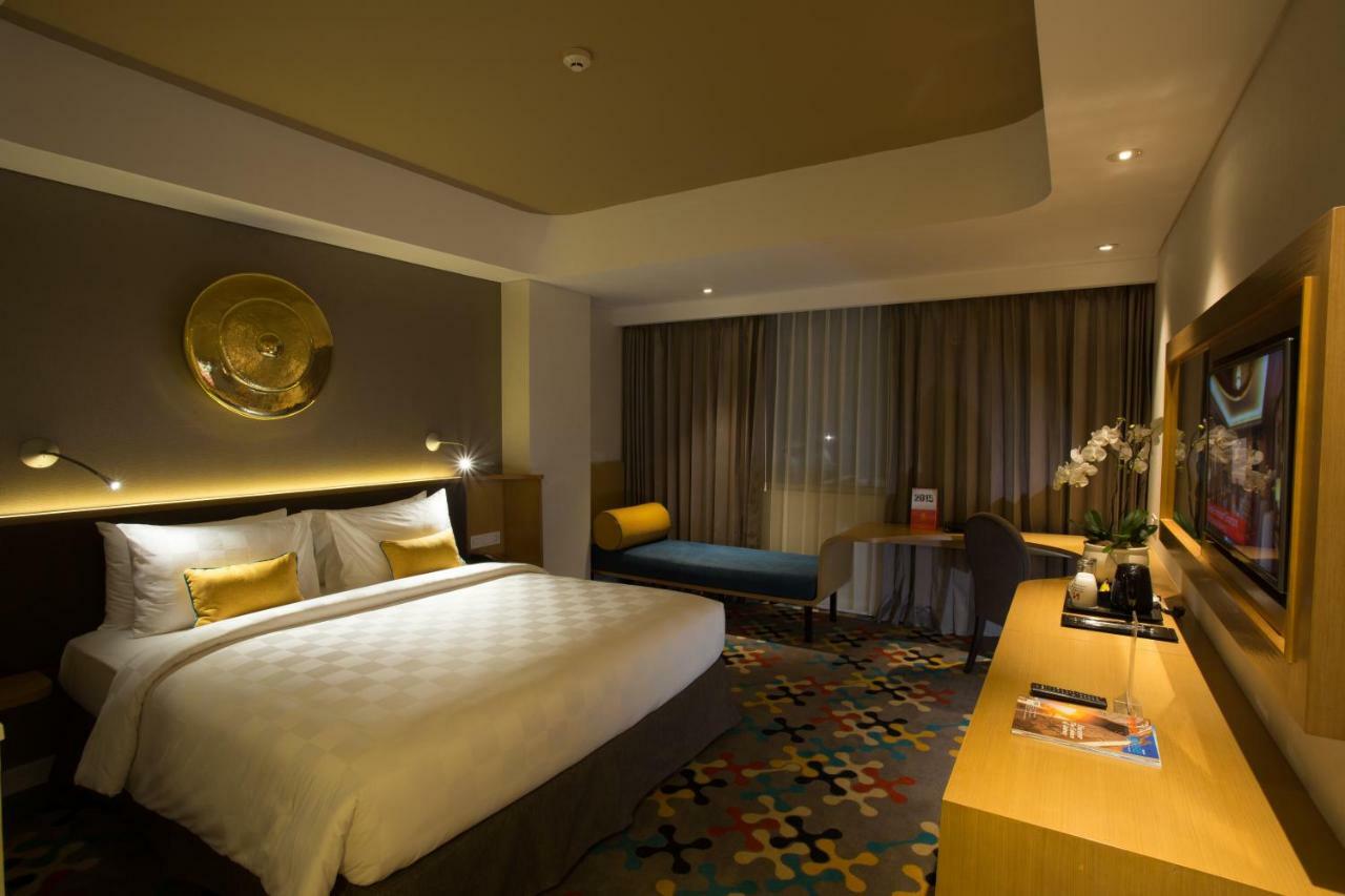 Hotel Ciputra Cibubur Managed By Swiss-Belhotel International Esterno foto